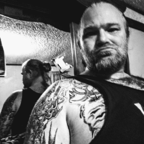 Meet your Posher, Tony - Picture 2 of 7